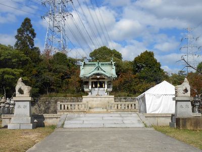 山頂の松原八幡社殿