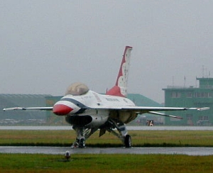 T_[o[YF-16퓬@