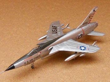 ʐ^FF-105D T_[`[t̖͌^