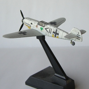 ʐ^FbT\V~bg Bf109 F-2̖͌^