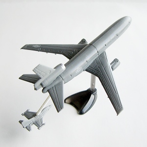 ʐ^FKC-10 GNXe_[^F-16̖͌^